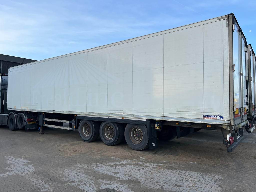 Schmitz Cargobull Carrier VECTOR 1550