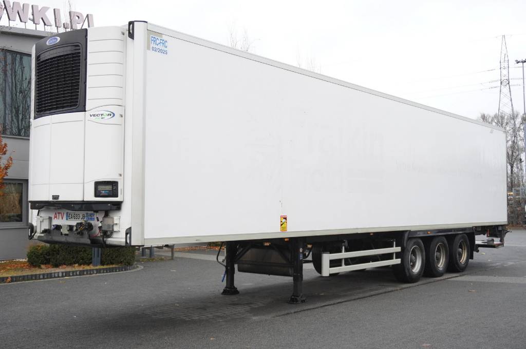 Lamberet refrigerated semi-trailer / Bitemperature