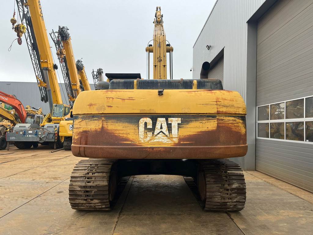 CAT 330CL Long Reach - CE certified / long reach