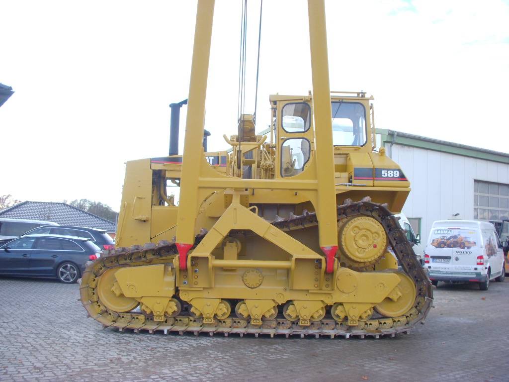 CAT 589 105 t Hubkraft 8x PIPELAYER MIETE / RENTAL