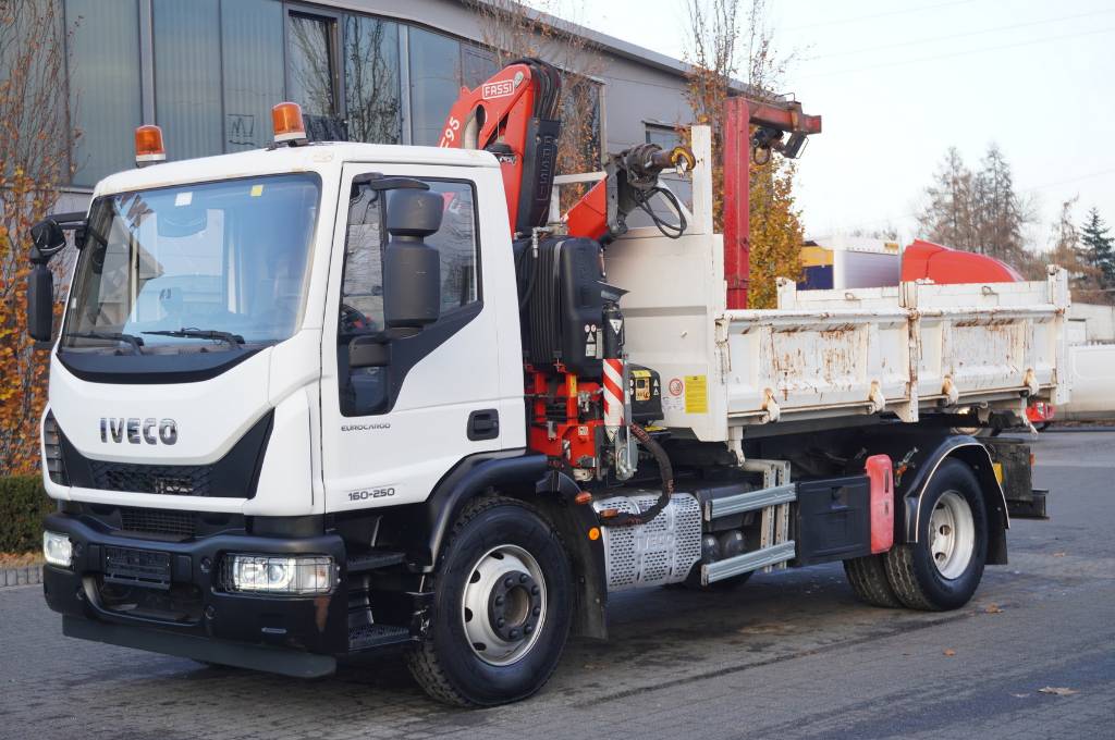 Iveco Eurocargo 160-250 E6/ HDS Fassi / wywrotka 3-str.