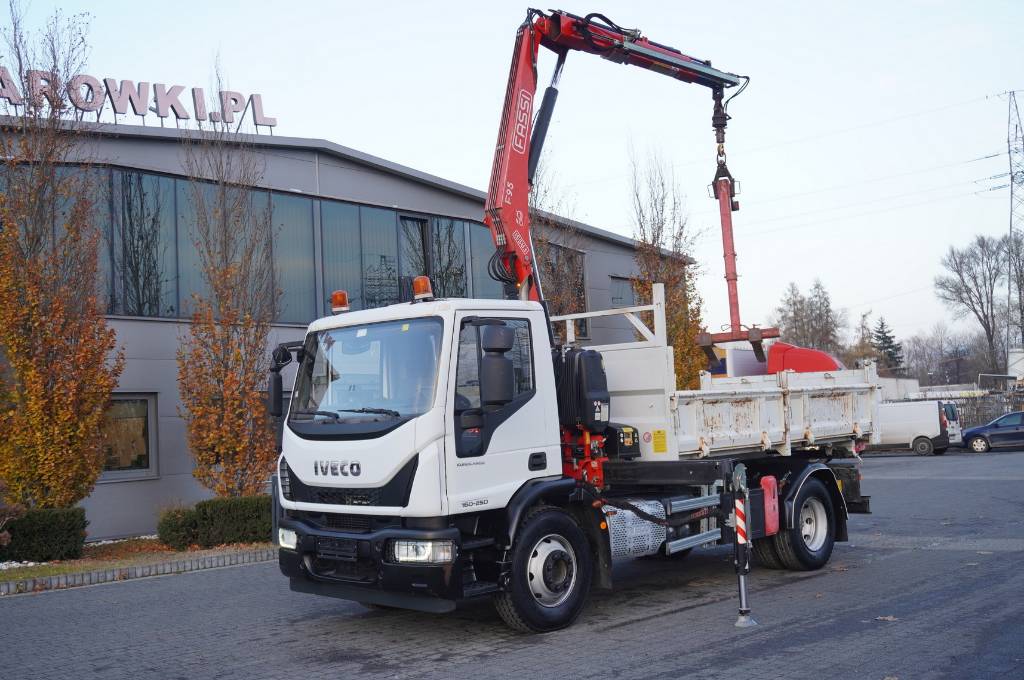 Iveco Eurocargo 160-250 E6/ HDS Fassi / wywrotka 3-str.