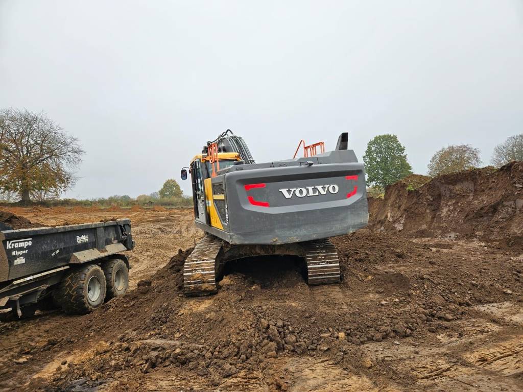 Volvo EC 250 E NL MIETE / RENTAL (12001053)