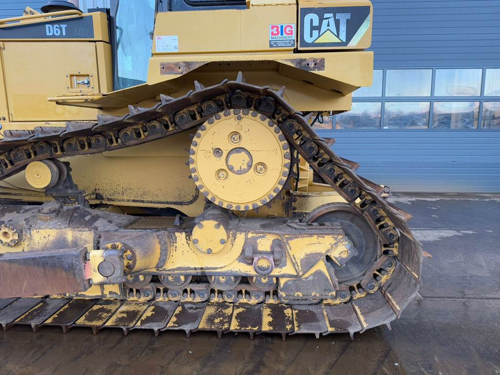 CAT D6T LGP