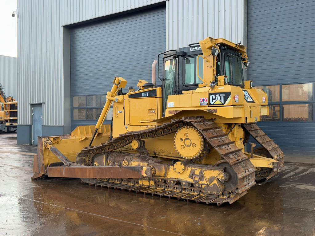 CAT D6T LGP