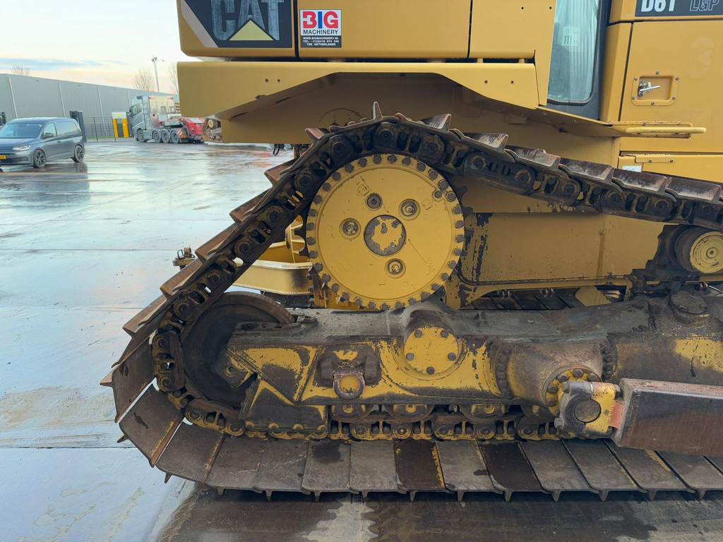 CAT D6T LGP