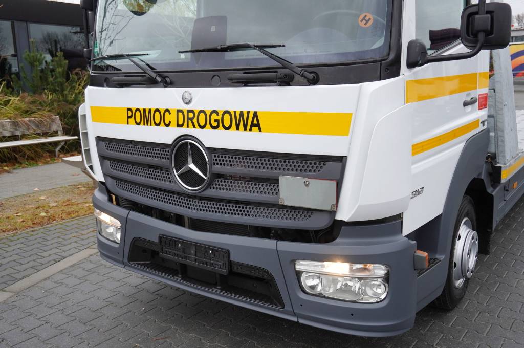 Mercedes-Benz Atego 818 / New Galvanized Tow Truck