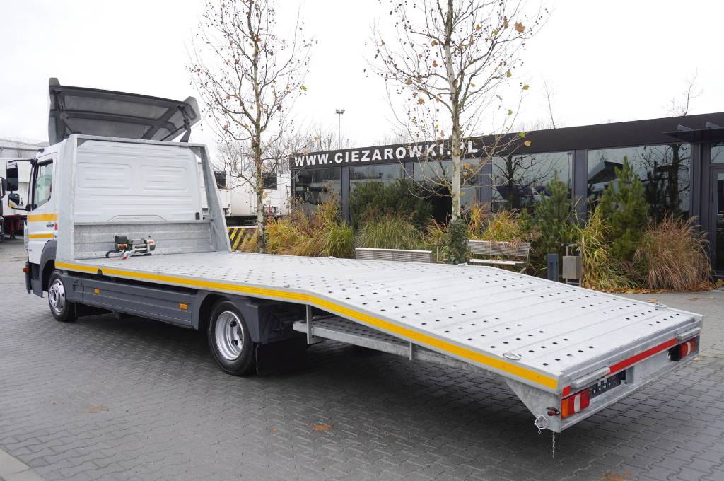 Mercedes-Benz Atego 818 / New Galvanized Tow Truck