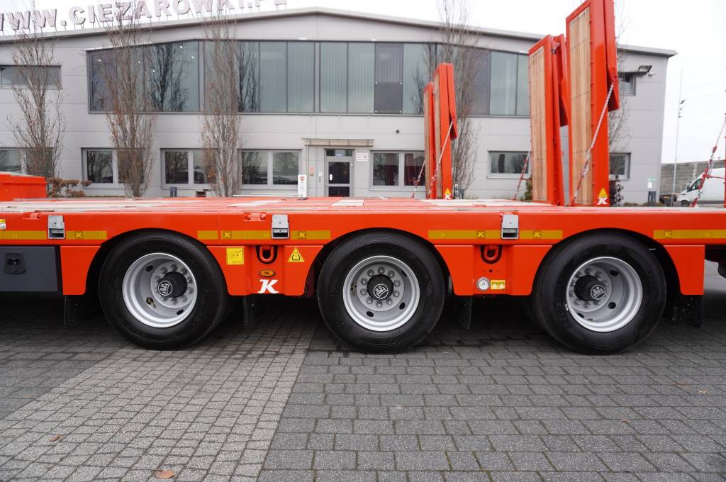 Kässbohrer LB3E / 2024 low-bed semi-trailers