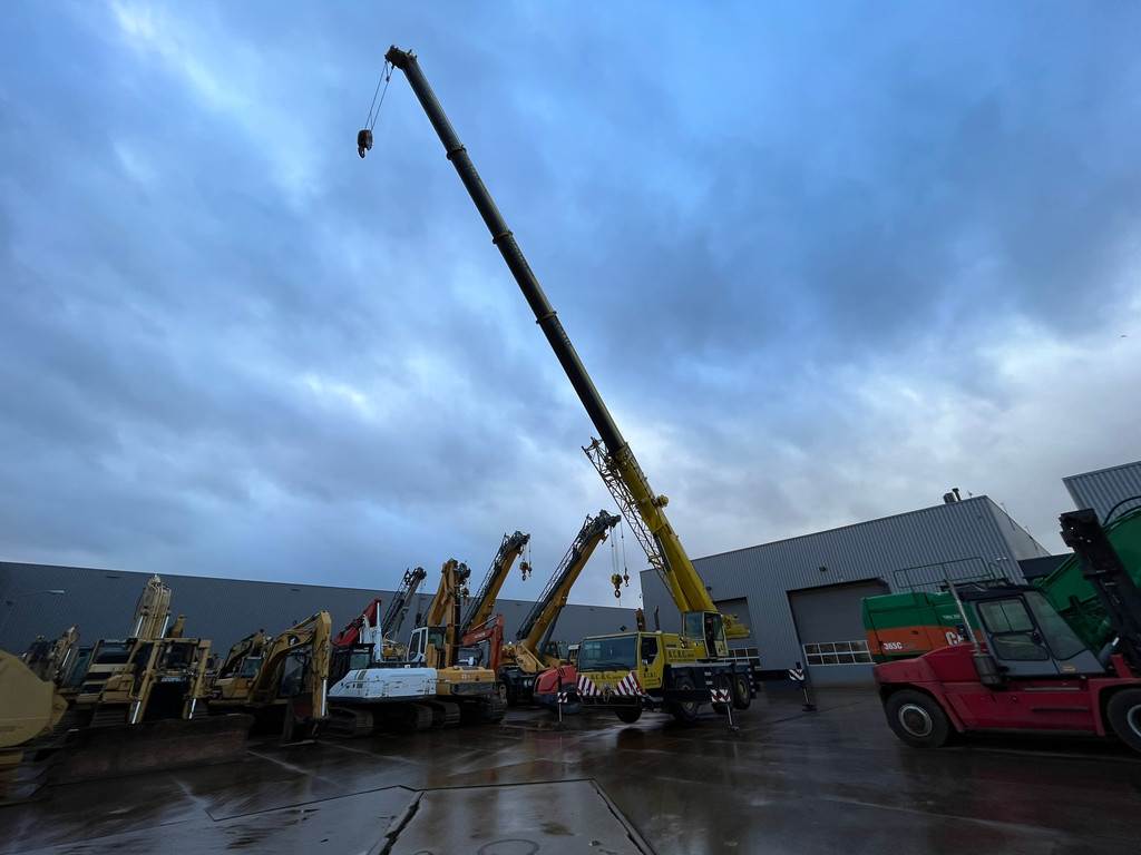 Liebherr LTM1055/1