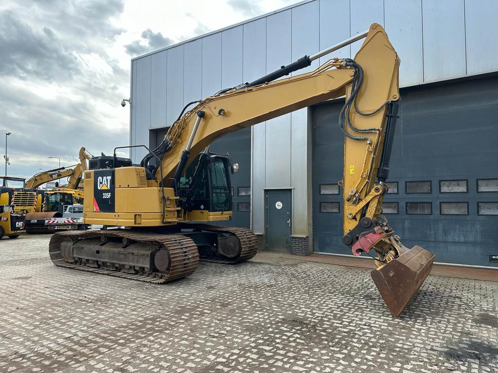 CAT 335F L CR