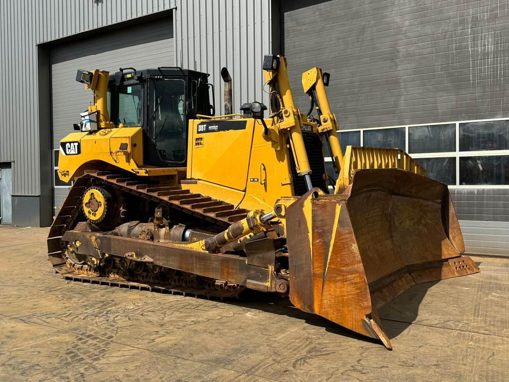 CAT D8T - CE Certifed