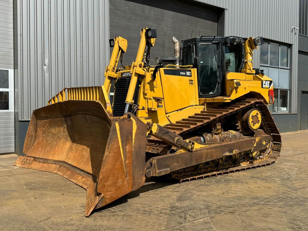 CAT D8T - CE Certifed