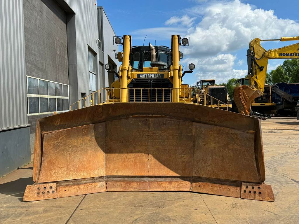 CAT D8T - CE Certifed