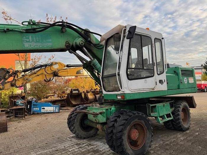 Liebherr A902 Litronic