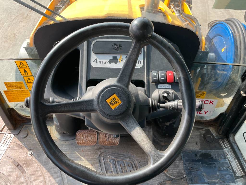 JCB 3CX