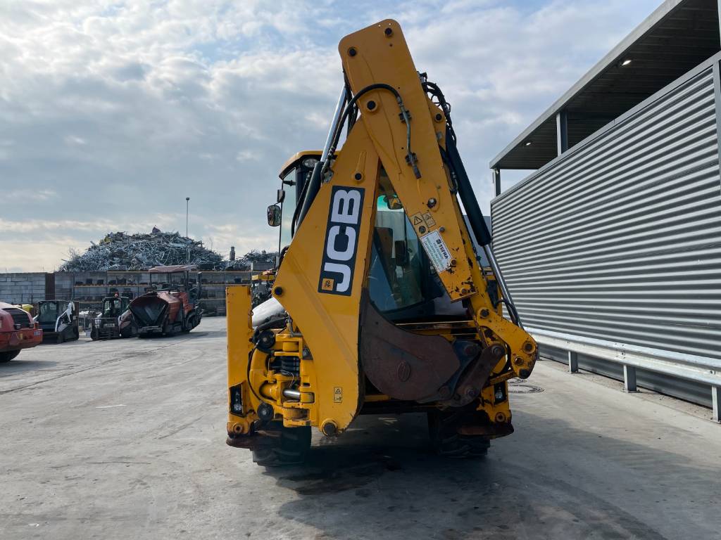 JCB 3CX