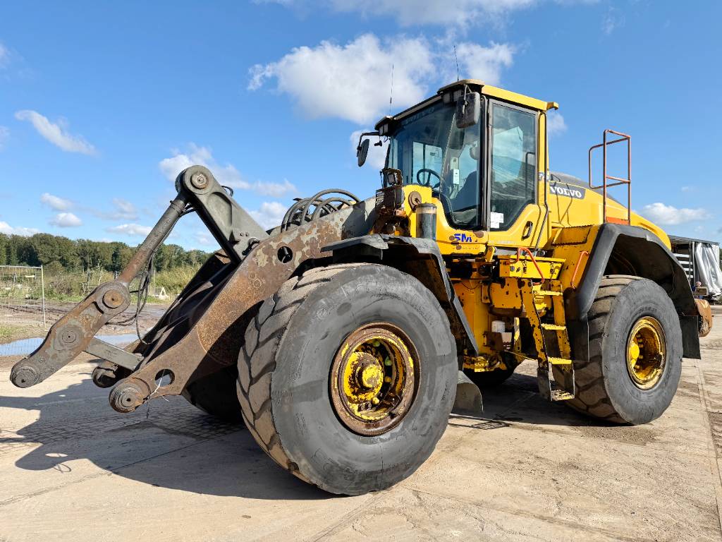 Volvo L150H - CDC Steering / Backup Camera