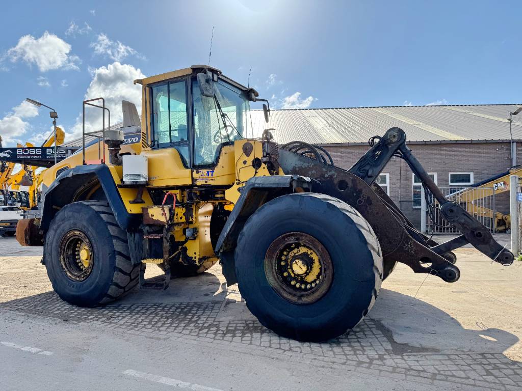 Volvo L150H - CDC Steering / Backup Camera