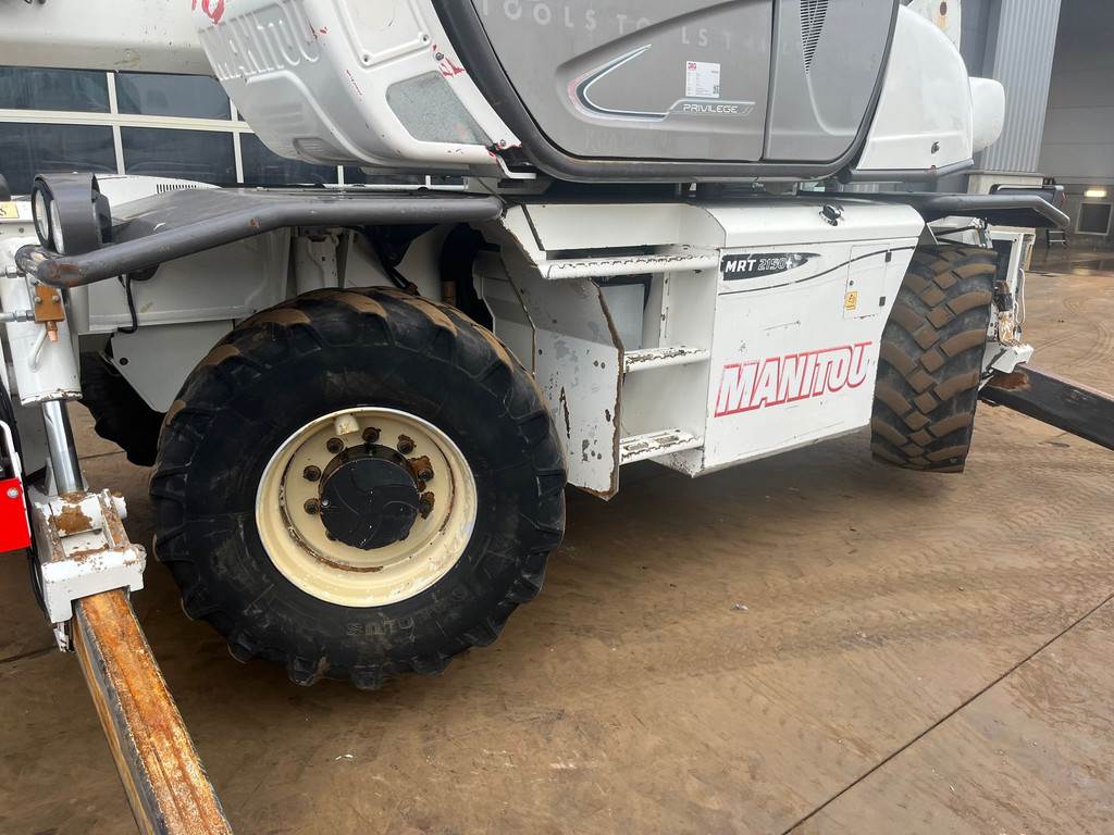 Manitou MRT2150+ plus privilege