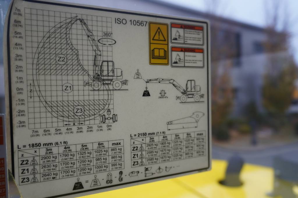 Wacker Neuson EW100 wheeled excavator / only 3800 mth