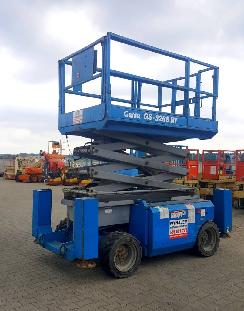 Genie -gs-3268-rt - Scissor lifts for rent, Year of manufacture: Year ...