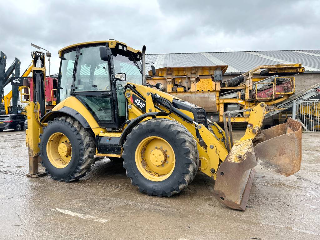 CAT 434F - 4 Buckets + Forks / All Wheel Steering