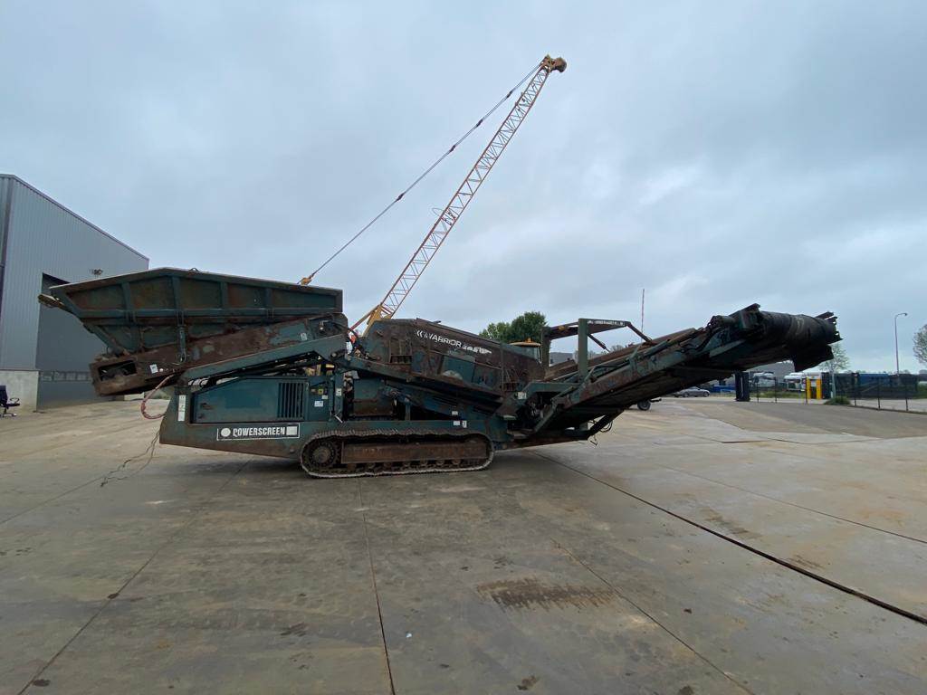 Powerscreen warrior 1400