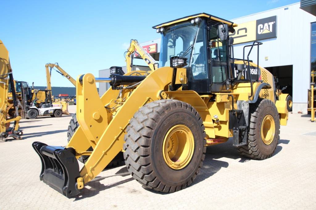 Used Caterpillar 950M wheel loaders Year: 2015 Price: US$ 123,846 for ...