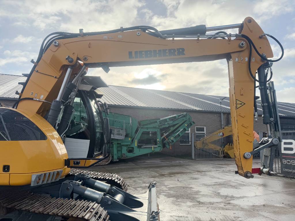 Liebherr R920LC Compact - German Machine / Only 1975 Hours!