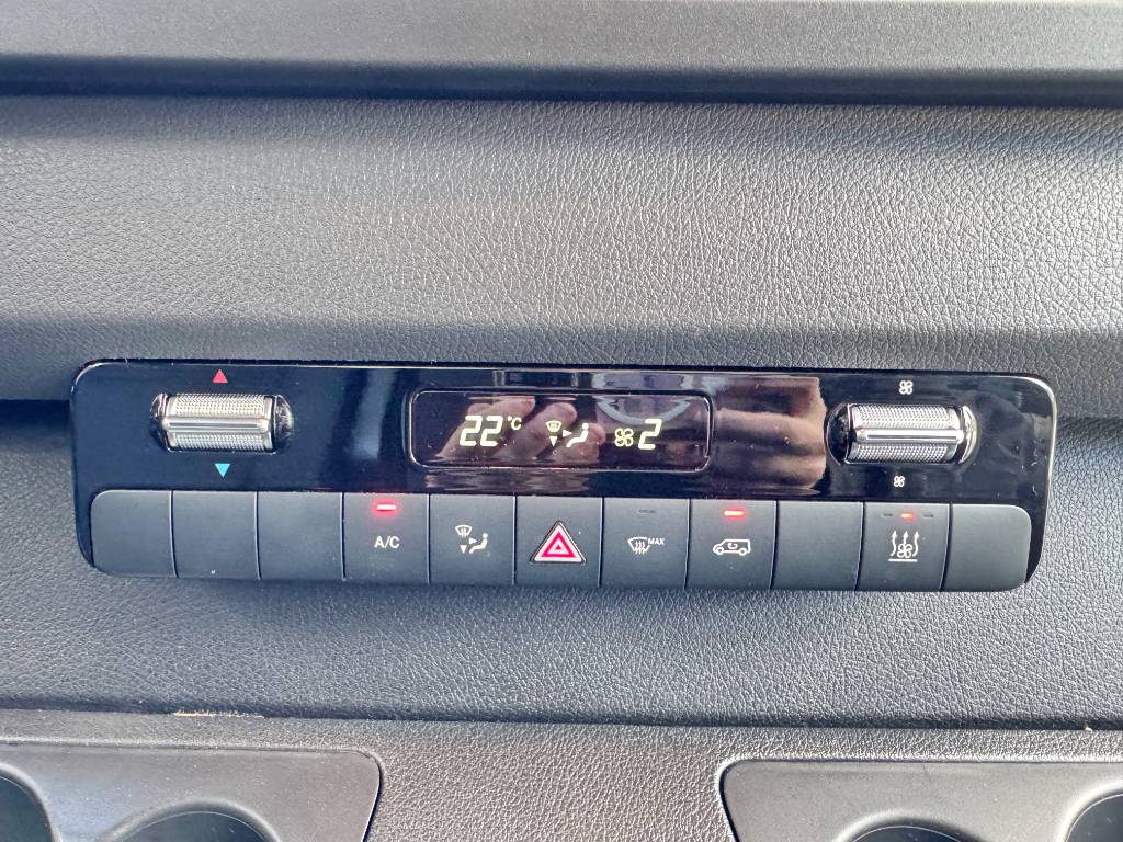 Mercedes-Benz Sprinter 316 - Auto AC Cruise Carplay Heated seat