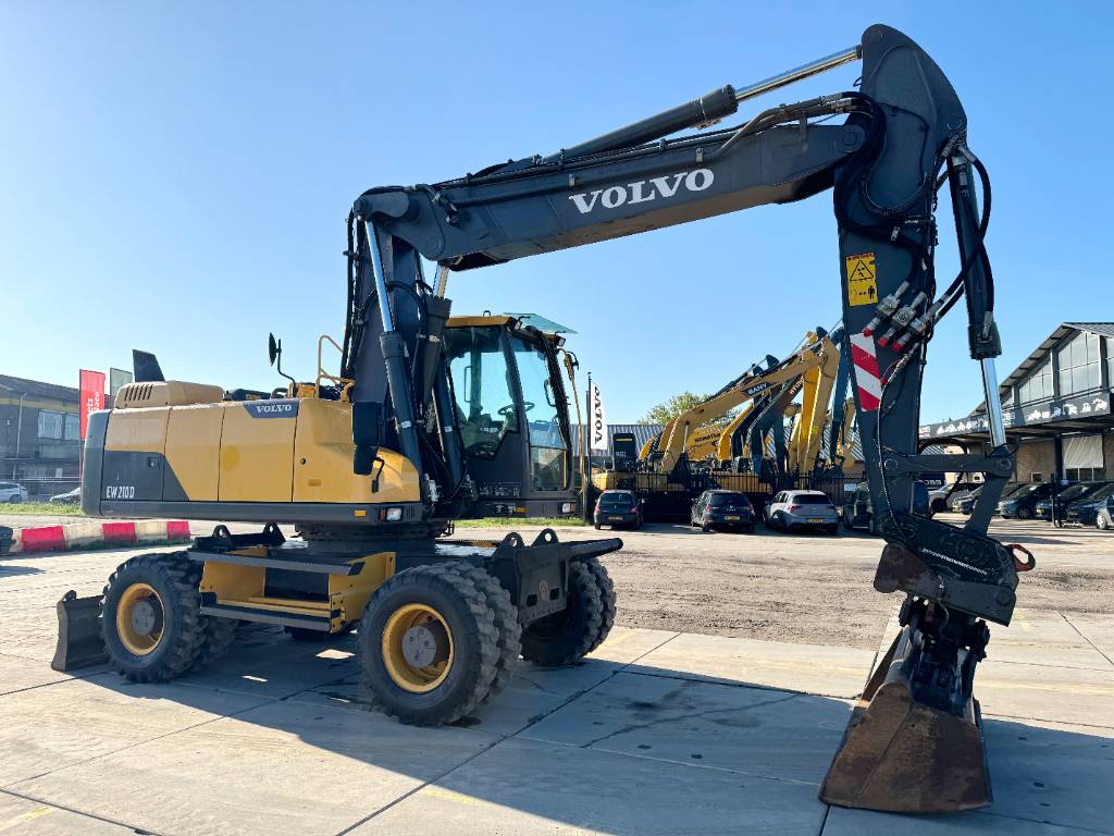 Volvo EW210D - PERFECT CONDITION