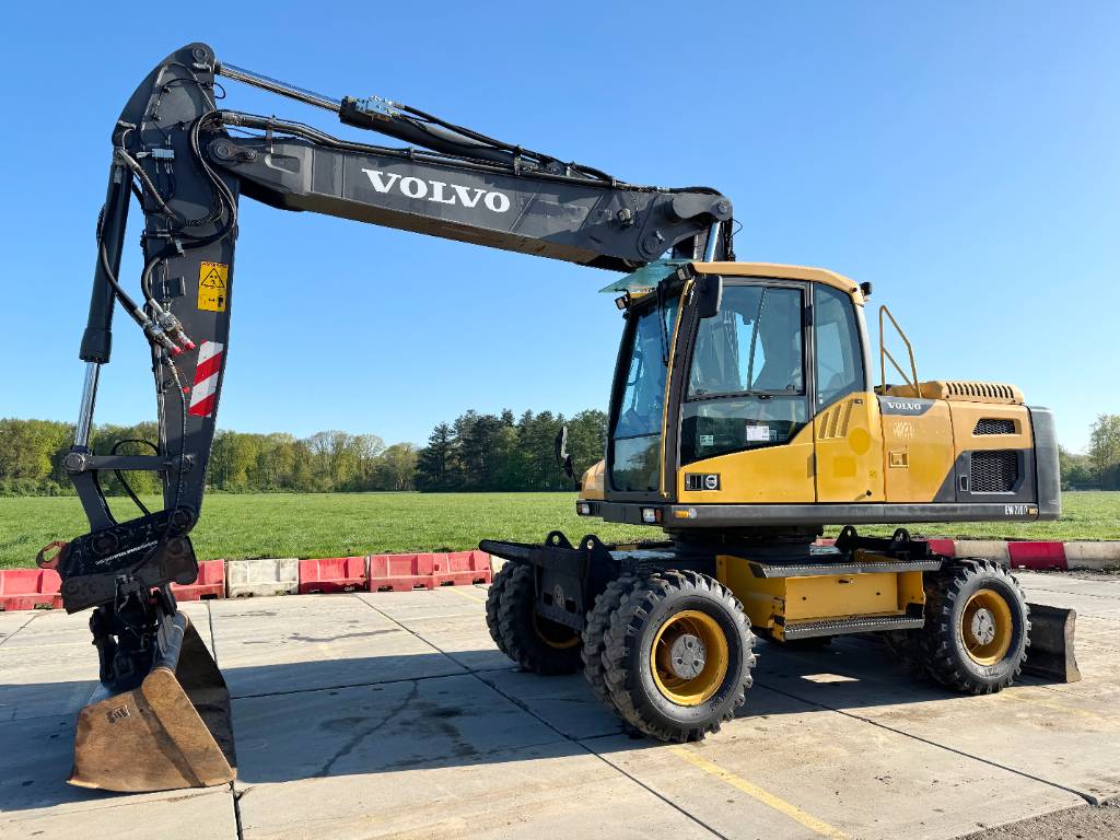 Volvo EW210D - PERFECT CONDITION