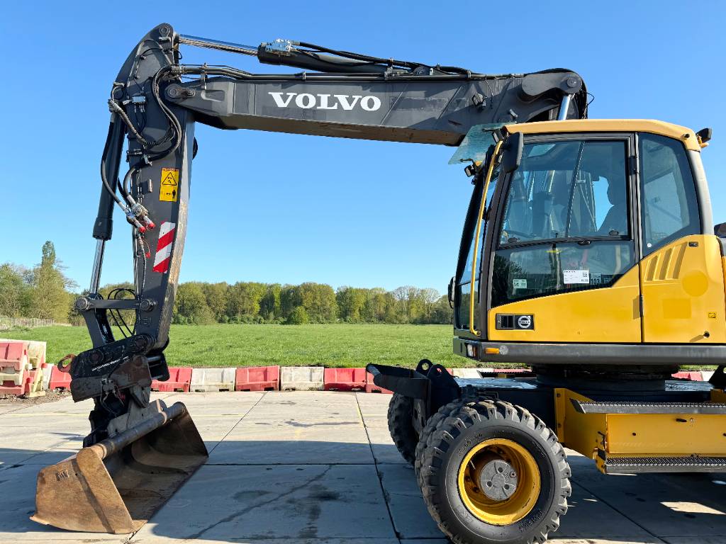 Volvo EW210D - PERFECT CONDITION