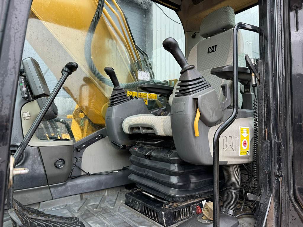 CAT 329D LN Hydraulic Excavator