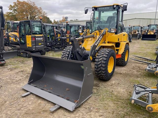 Volvo L 30 G MIETE / RENTAL