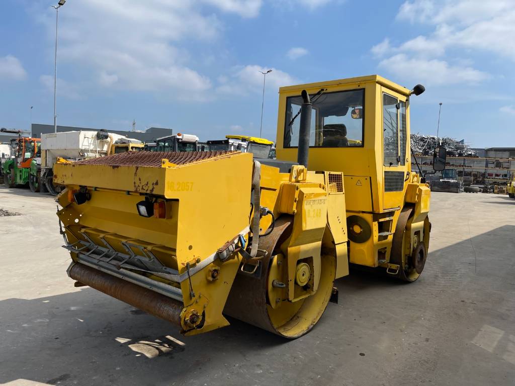 Bomag BW 151 AD-2