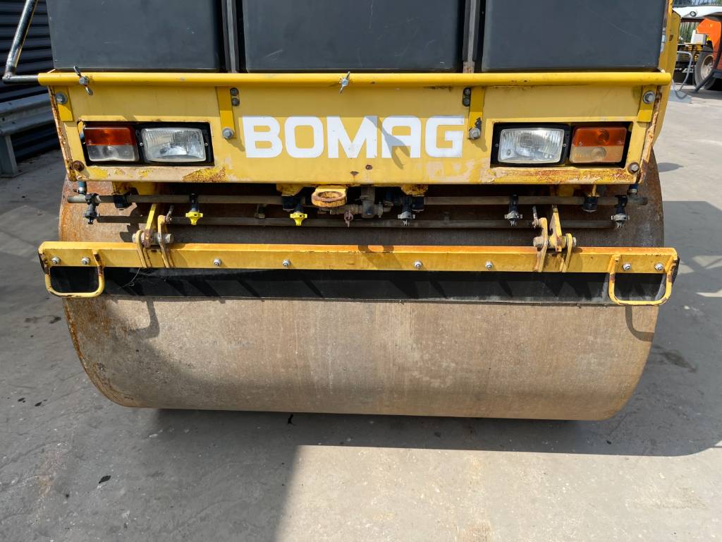 Bomag BW 151 AD-2