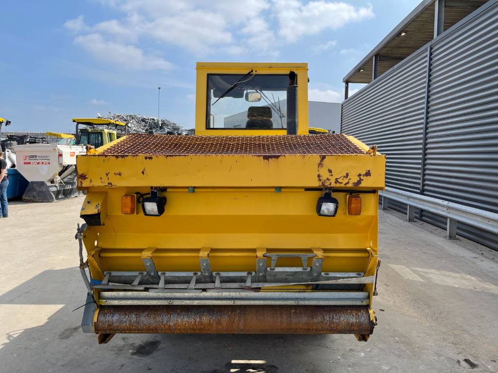 Bomag BW 151 AD-2