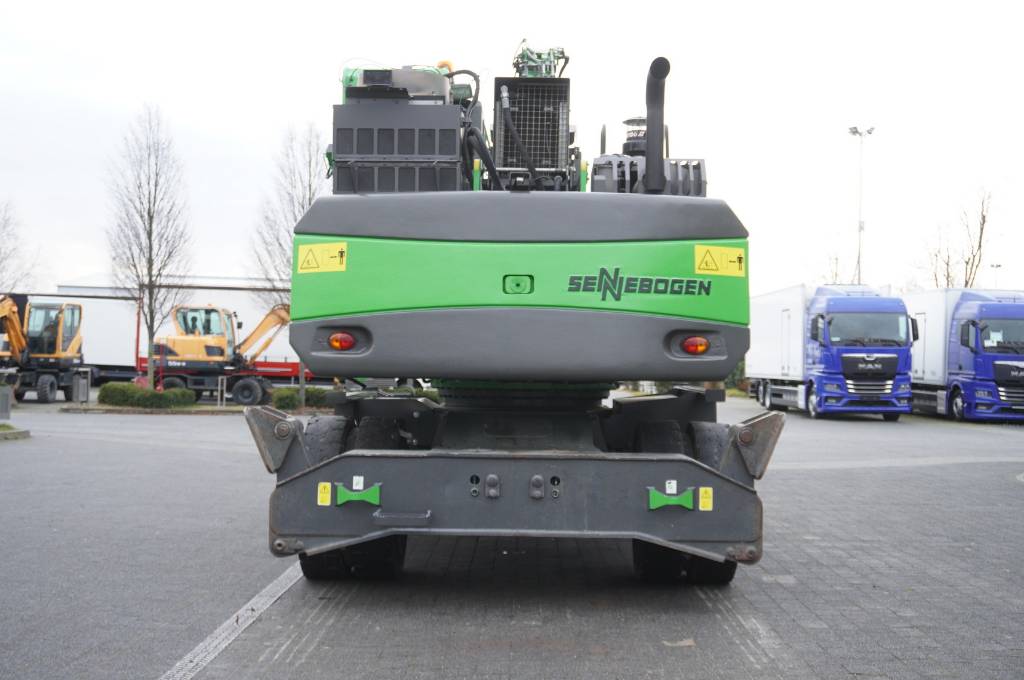 Sennebogen 821 Green Line material handling excavator