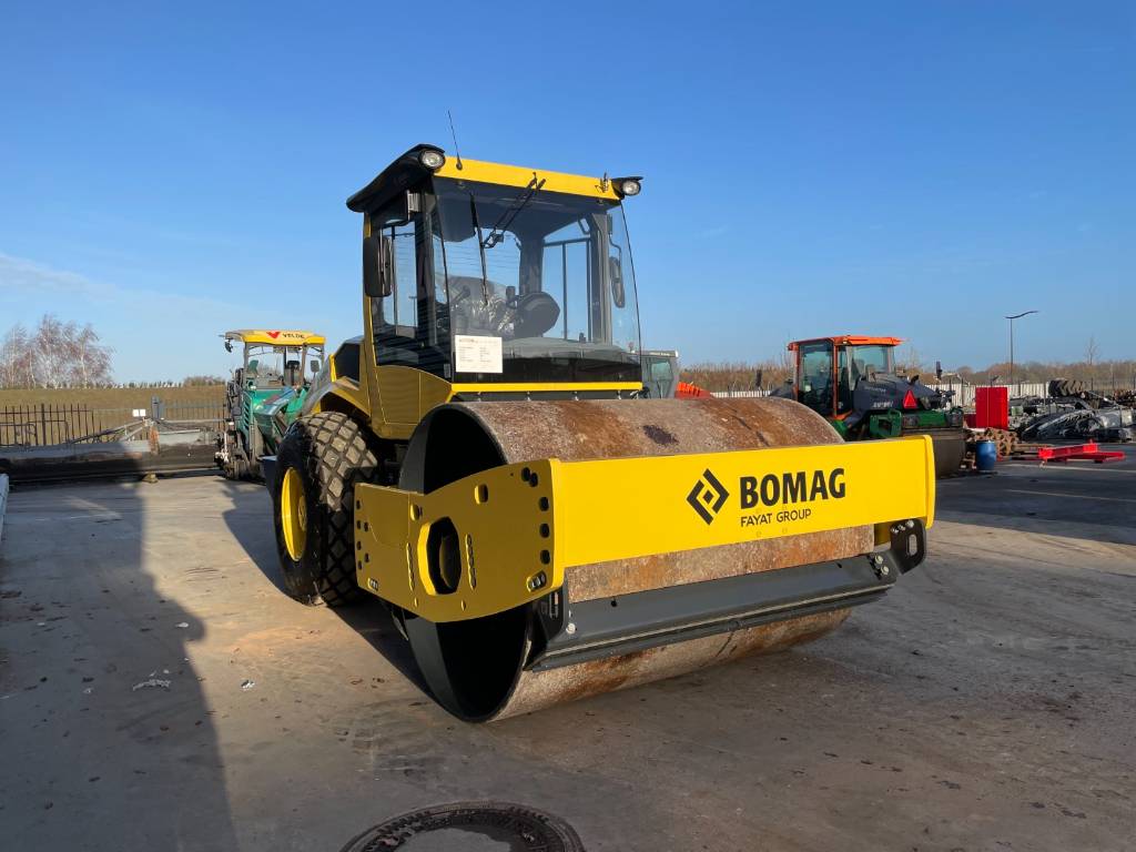 Bomag BW 213 D-5