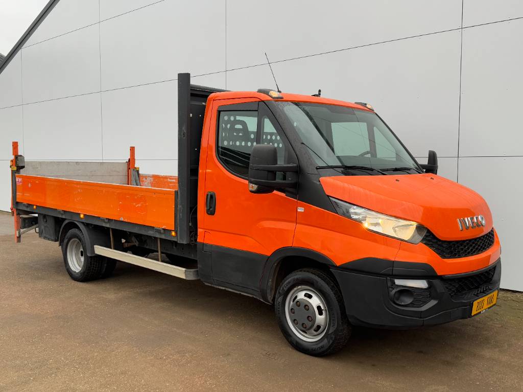 Iveco Daily 35C15 - Taillift 3.5t Tow bar Pritische