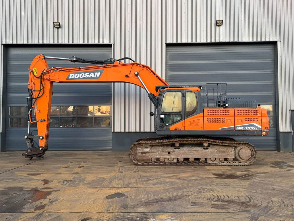 Doosan DX300LC-7