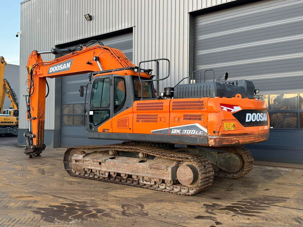 Doosan DX300LC-7