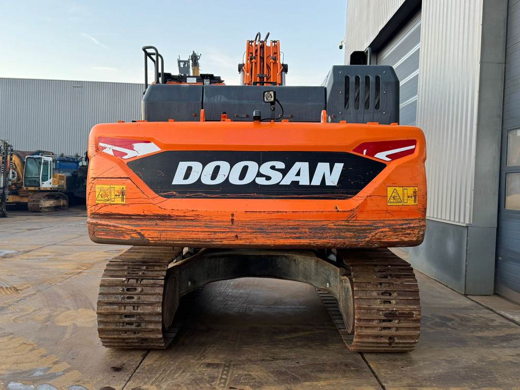 Doosan DX300LC-7