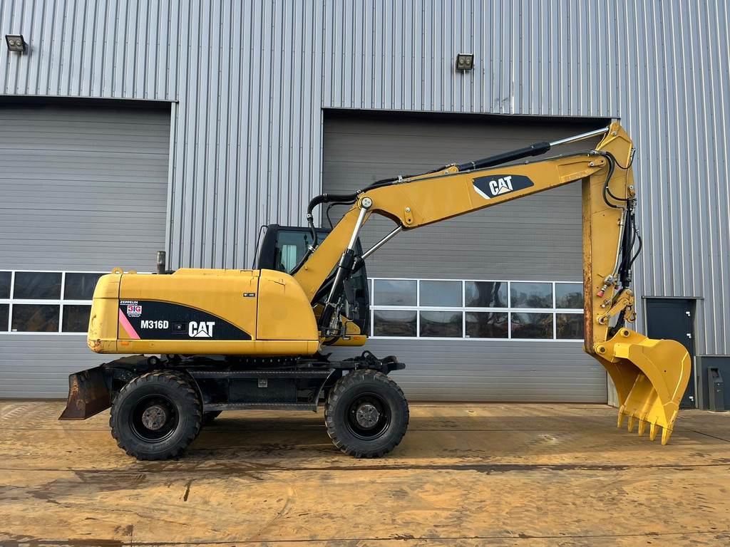 CAT M316D NEW TIRES / BUCKET