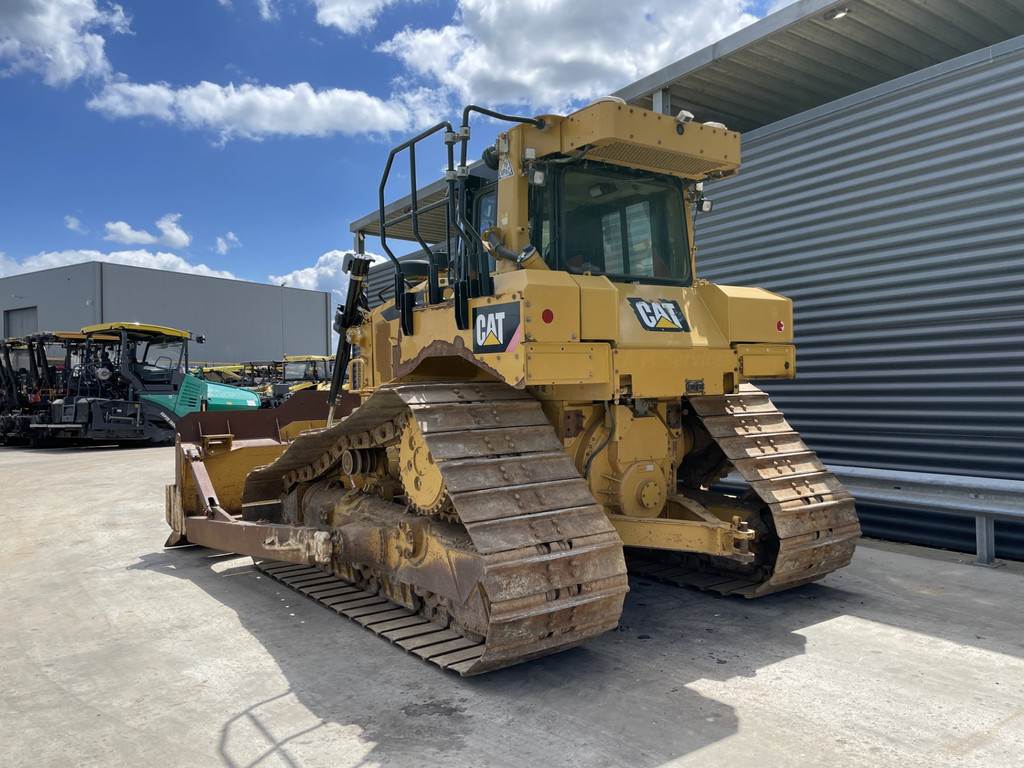 CAT D6T LGP