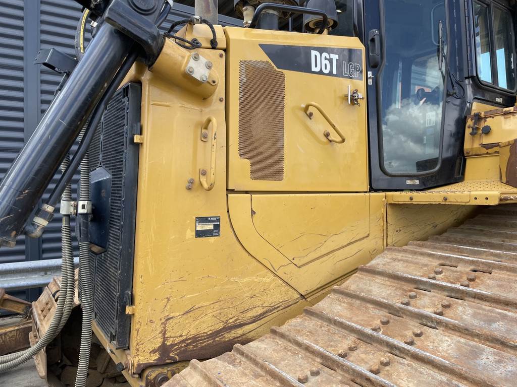 CAT D6T LGP