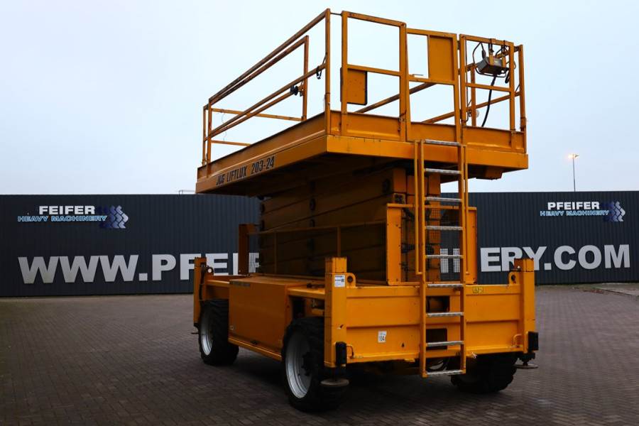 JLG 203-24 Diesel, 4x4 Drive, 22.3m Working Height, 75