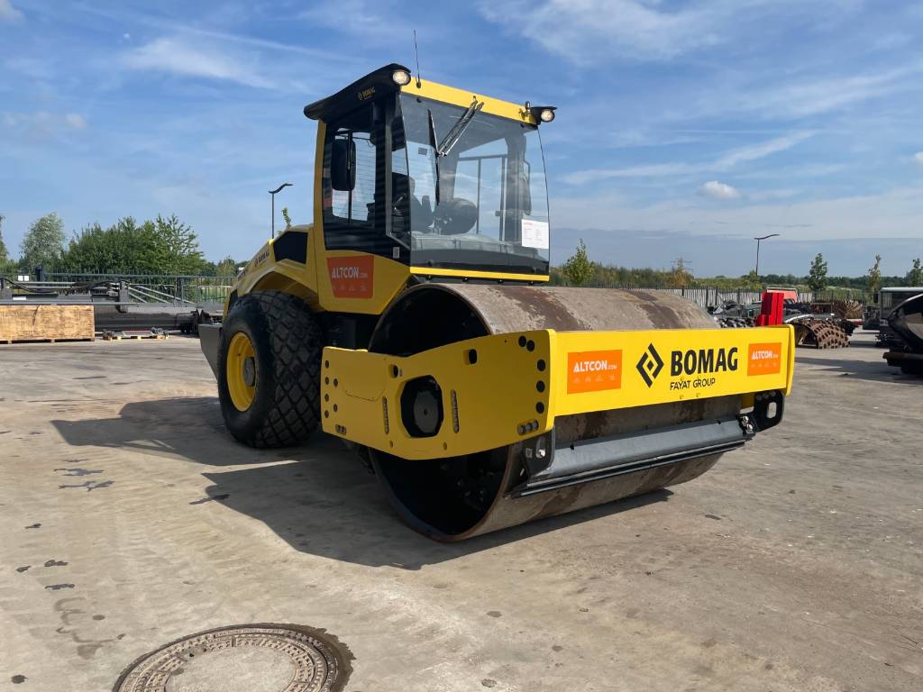 Bomag BW 213 D-5